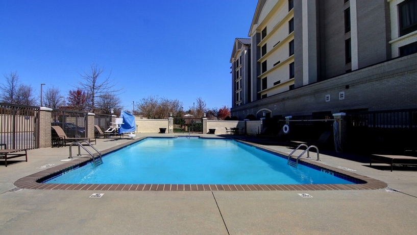 Imagen de la piscina del Hotel Holiday Inn Express & Suites Alpharetta - Windward Parkway. Foto 19