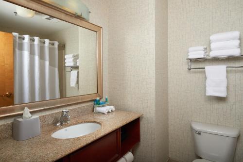 Imagen de la habitación del Hotel Holiday Inn Express & Suites Anniston/Oxford, an IHG. Foto 5