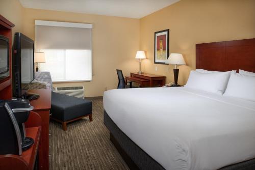 Imagen de la habitación del Hotel Holiday Inn Express & Suites Anniston/Oxford, an IHG. Foto 6