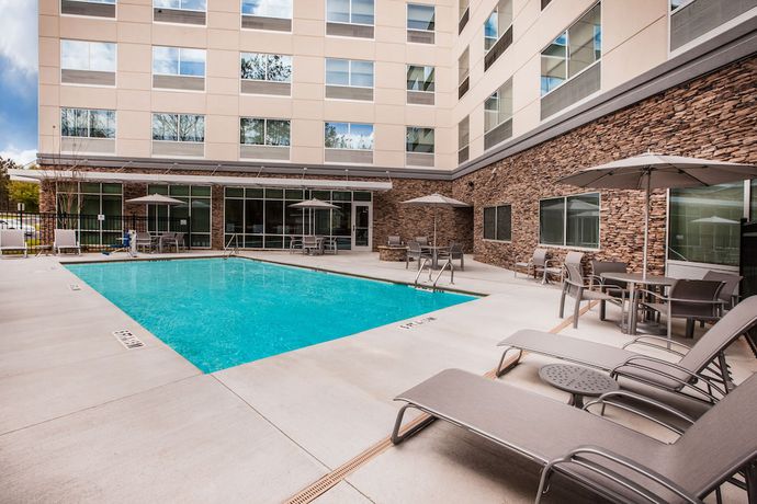 Imagen de la piscina del Hotel Holiday Inn Express & Suites Atlanta N - Woodstock. Foto 20