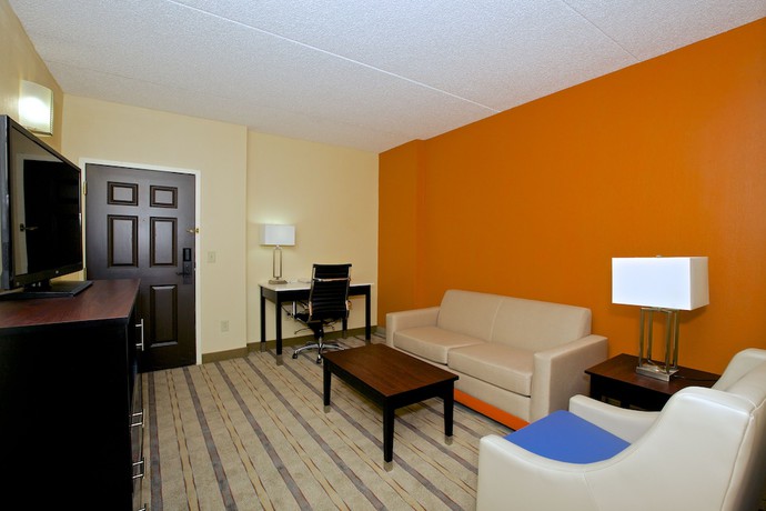 Imagen de la habitación del Hotel Holiday Inn Express & Suites Atlanta NE - Duluth. Foto 9