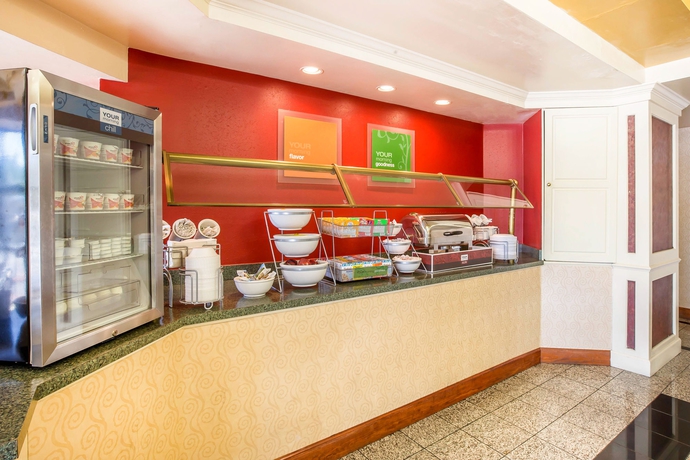 Imagen del bar/restaurante del Hotel Holiday Inn Express & Suites Atlanta - Tucker Northlake. Foto 3