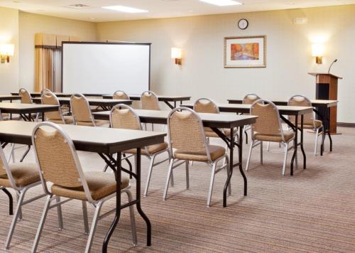 Imagen general del Hotel Holiday Inn Express & Suites Austell Powder Springs, an IHG. Foto 1