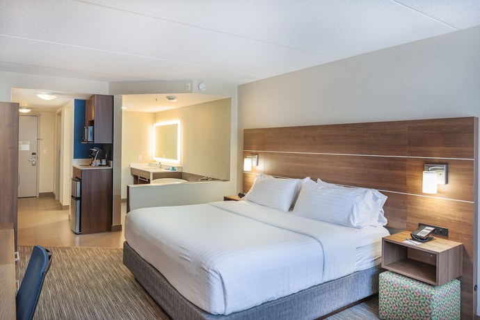 Imagen de la habitación del Hotel Holiday Inn Express & Suites - Belleville. Foto 4