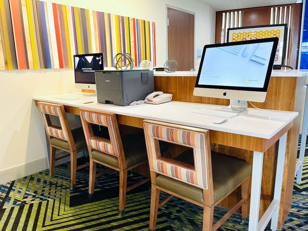 Imagen de los interiores del Hotel Holiday Inn Express & Suites - Blythe, an IHG. Foto 19