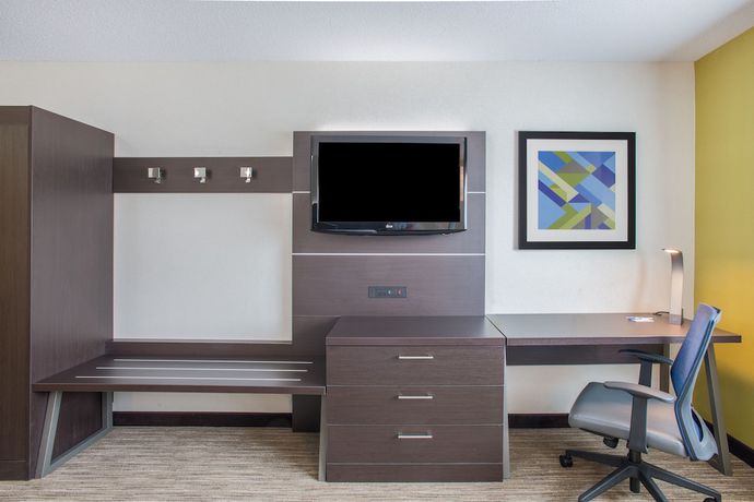 Imagen de la habitación del Hotel Holiday Inn Express & Suites Boston - Marlboro. Foto 14