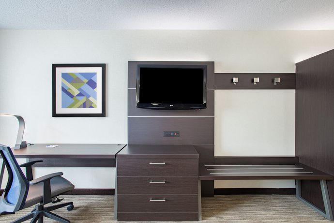 Imagen de la habitación del Hotel Holiday Inn Express & Suites Boston - Marlboro. Foto 15