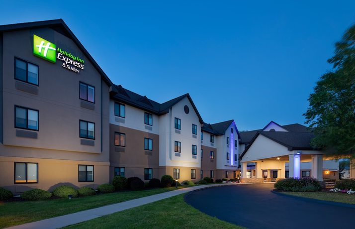 Imagen general del Hotel Holiday Inn Express & Suites Bradley Airport. Foto 1