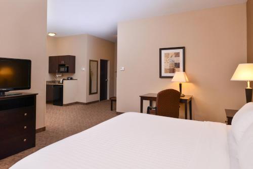 Imagen de la habitación del Hotel Holiday Inn Express & Suites Bridgeport, an IHG. Foto 5