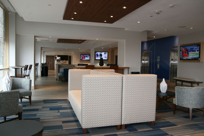 Imagen de los interiores del Hotel Holiday Inn Express & Suites Buffalo Downtown - Medical CTR. Foto 10