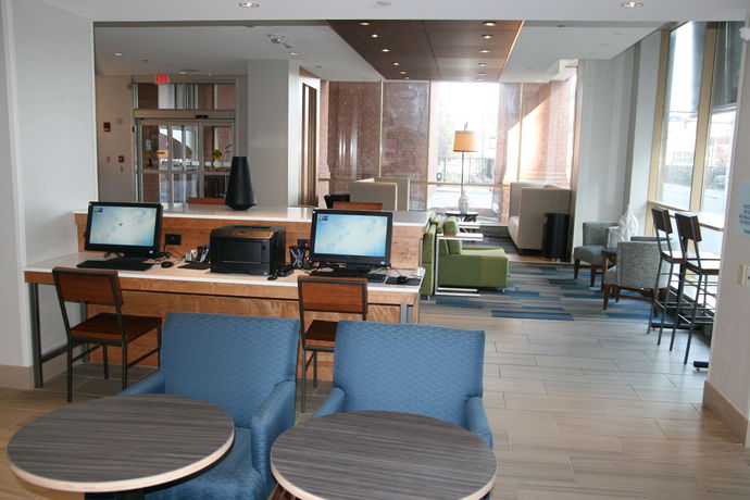 Imagen de los interiores del Hotel Holiday Inn Express & Suites Buffalo Downtown - Medical CTR. Foto 14