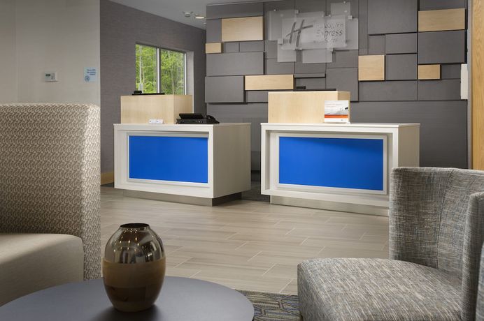 Imagen de los interiores del Hotel Holiday Inn Express & Suites By Ihg Altoona. Foto 19