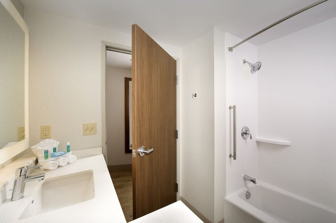 Imagen de la habitación del Hotel Holiday Inn Express & Suites By Ihg Altoona. Foto 17