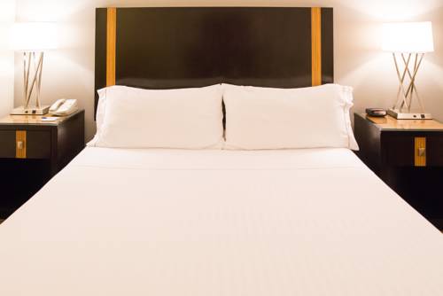 Imagen de la habitación del Hotel Holiday Inn Express & Suites Chanhassen. Foto 4