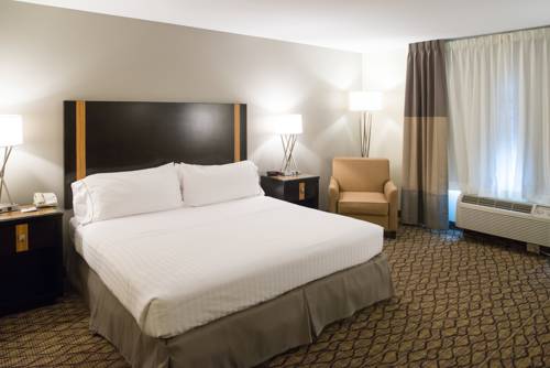 Imagen de la habitación del Hotel Holiday Inn Express & Suites Chanhassen. Foto 14