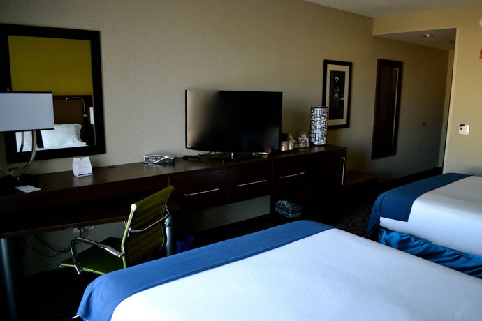 Imagen de los exteriores del Hotel Holiday Inn Express & Suites Charleston Arpt-Conv Ctr Area. Foto 12