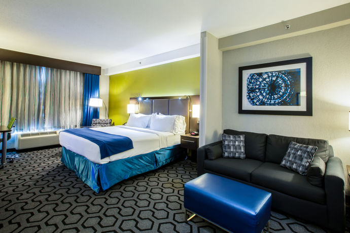 Imagen de la habitación del Hotel Holiday Inn Express & Suites Charleston Arpt-Conv Ctr Area. Foto 7