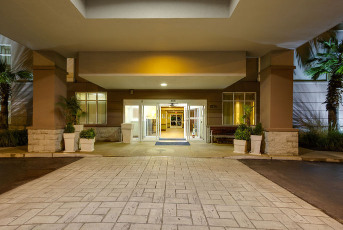 Imagen general del Hotel Holiday Inn Express & Suites Charleston-Ashley Phosphate. Foto 3