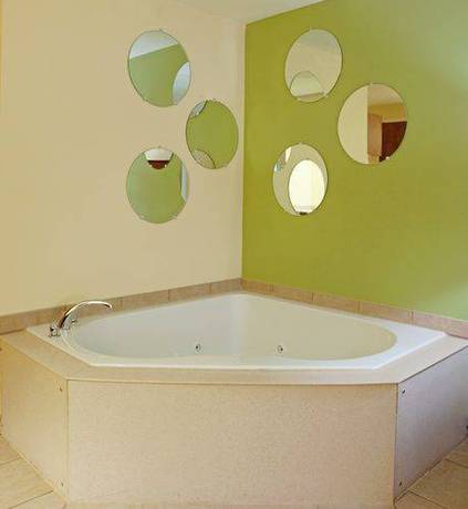 Imagen de la habitación del Hotel Holiday Inn Express & Suites Charleston-North. Foto 3