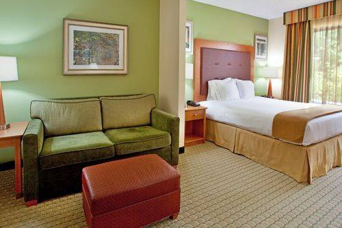 Imagen de la habitación del Hotel Holiday Inn Express & Suites Charleston-North. Foto 13