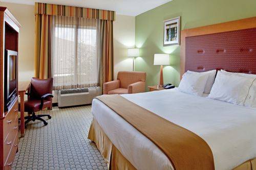 Imagen de la habitación del Hotel Holiday Inn Express & Suites Charleston-North. Foto 14
