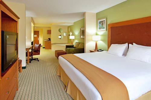 Imagen de la habitación del Hotel Holiday Inn Express & Suites Charleston-North. Foto 15