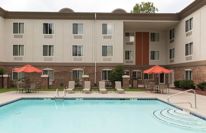 Imagen de la piscina del Hotel Holiday Inn Express & Suites Cherokee-casino. Foto 19