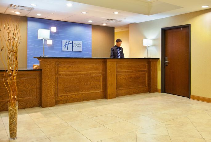 Imagen de los interiores del Hotel Holiday Inn Express & Suites Chicago South L. Foto 15