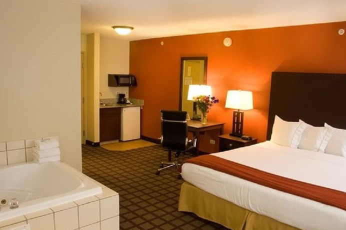 Imagen de la habitación del Hotel Holiday Inn Express & Suites Chicago-algonqu. Foto 15