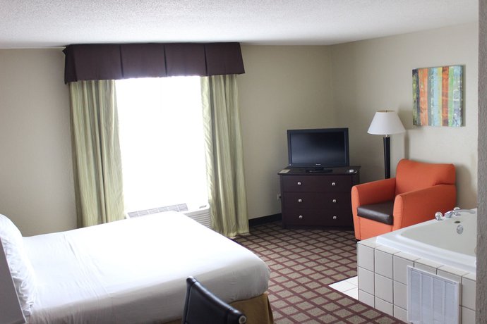 Imagen de la habitación del Hotel Holiday Inn Express & Suites Chicago-algonqu. Foto 19