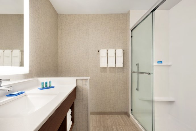 Imagen de la habitación del Hotel Holiday Inn Express & Suites Cincinnati South - Wilder. Foto 13