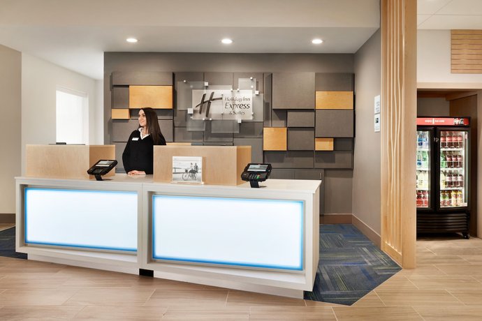 Imagen de los interiores del Hotel Holiday Inn Express & Suites Cincinnati South - Wilder. Foto 18