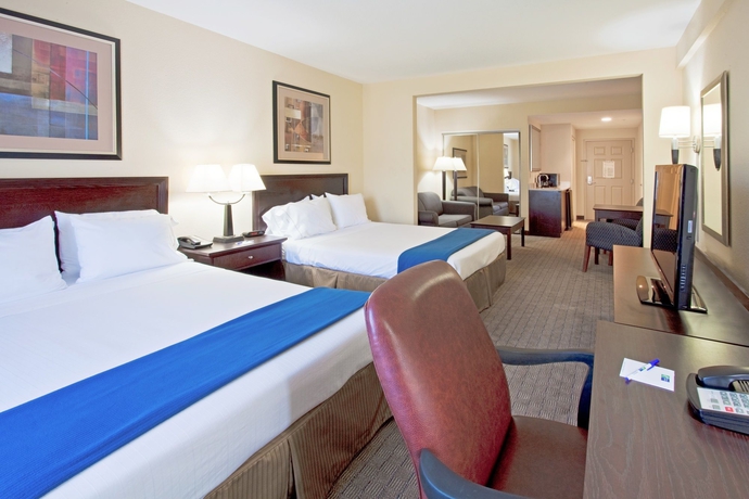 Imagen de la habitación del Hotel Holiday Inn Express & Suites Clearwater/Us 19 N. Foto 1