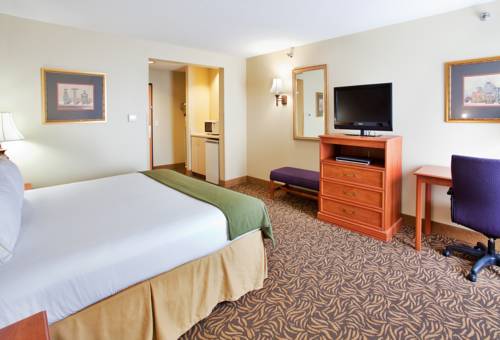 Imagen de la habitación del Hotel Holiday Inn Express & Suites Columbus. Foto 3