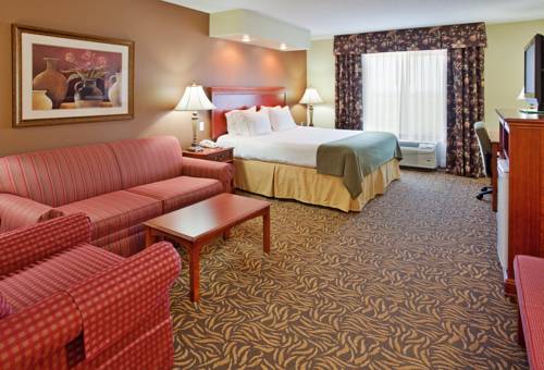 Imagen de la habitación del Hotel Holiday Inn Express & Suites Columbus. Foto 8