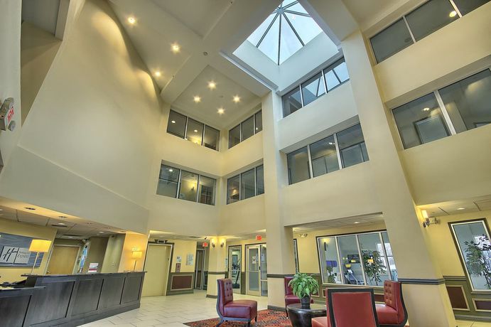 Imagen de los interiores del Hotel Holiday Inn Express & Suites Columbus SW-Grove City. Foto 13