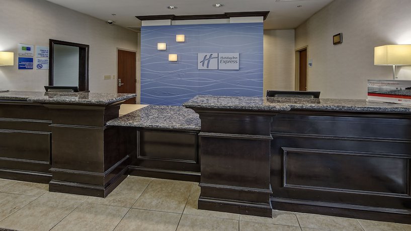 Imagen de los interiores del Hotel Holiday Inn Express & Suites Cookeville. Foto 16