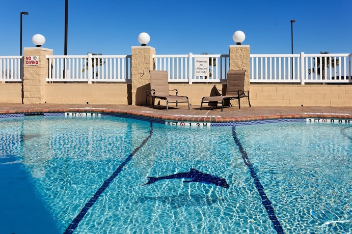 Imagen de la piscina del Hotel Holiday Inn Express & Suites Corpus Christi-Portland. Foto 18