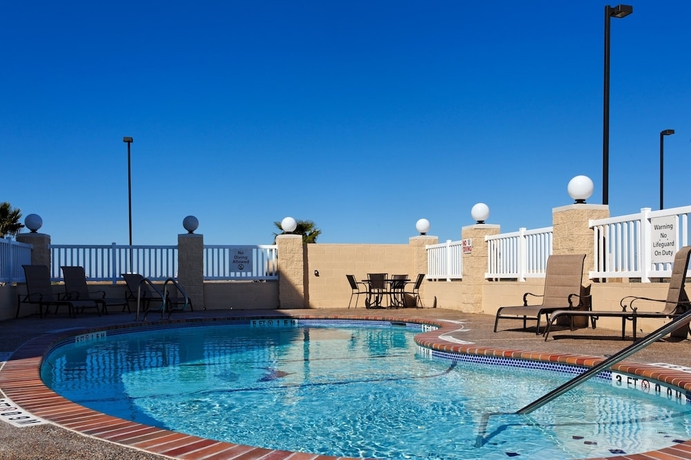 Imagen de la piscina del Hotel Holiday Inn Express & Suites Corpus Christi-Portland. Foto 19