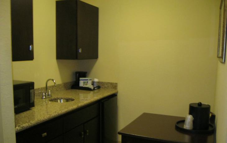 Imagen de la habitación del Hotel Holiday Inn Express & Suites Covington. Foto 18