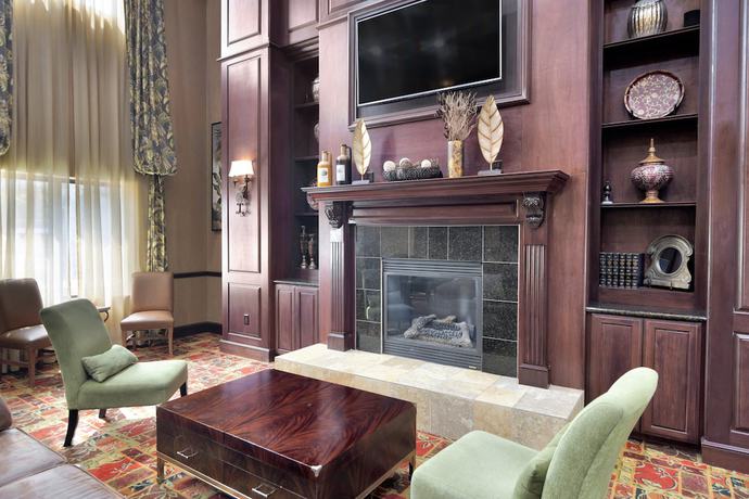 Imagen de los interiores del Hotel Holiday Inn Express & Suites DFW West - Hurst. Foto 19