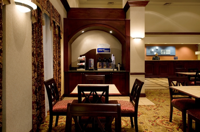 Imagen del bar/restaurante del Hotel Holiday Inn Express & Suites Dallas Ft. Worth Airport South. Foto 1