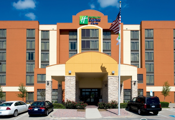 Imagen de los exteriores del Hotel Holiday Inn Express & Suites Dallas Ft. Worth Airport South. Foto 11