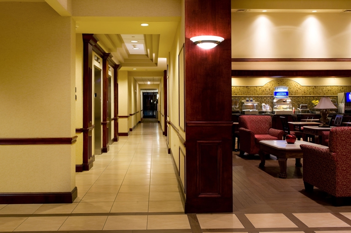 Imagen de los interiores del Hotel Holiday Inn Express & Suites Dallas Ft. Worth Airport South. Foto 15