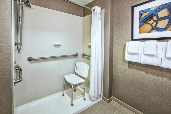 Imagen de la habitación del Hotel Holiday Inn Express & Suites Dayton South - I-675. Foto 8