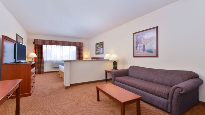 Imagen de la habitación del Hotel Holiday Inn Express & Suites Farmington (Bloomfield). Foto 10