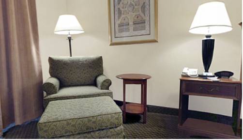 Imagen de la habitación del Hotel Holiday Inn Express & Suites Fort Wayne. Foto 2