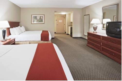 Imagen de la habitación del Hotel Holiday Inn Express & Suites Fort Wayne. Foto 7