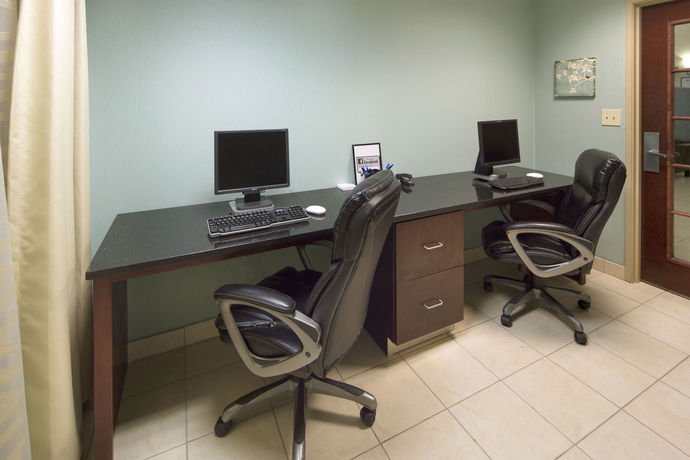 Imagen de los interiores del Hotel Holiday Inn Express & Suites Gadsden W-Near Attalla. Foto 14