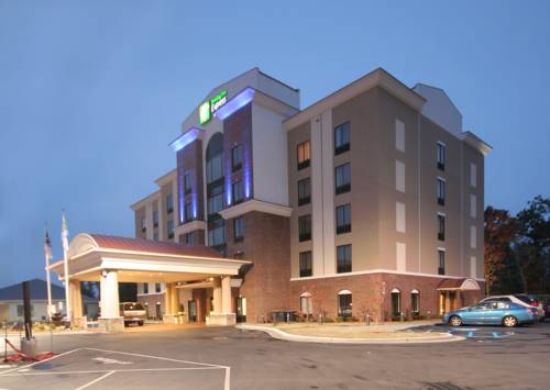 Imagen general del Hotel Holiday Inn Express & Suites Hope Mills-Fayetteville Arpt. Foto 2